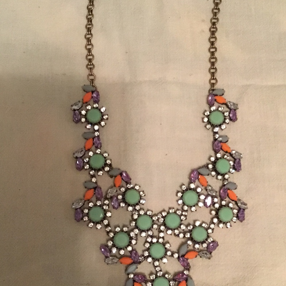 Statement necklace